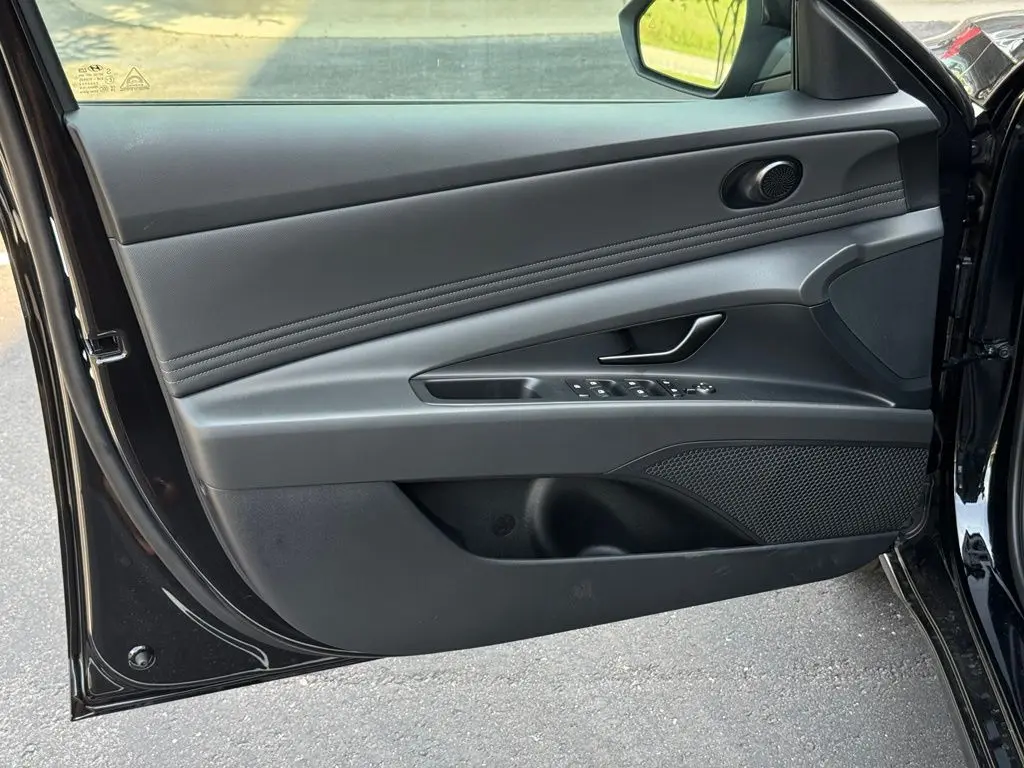 2026 Hyundai Elantra - $24,343