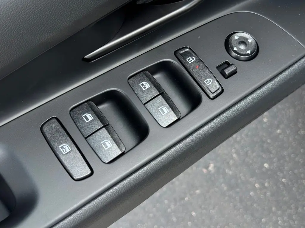 2026 Hyundai Elantra - $24,343