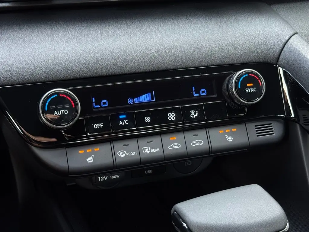 2026 Hyundai Elantra - $24,343