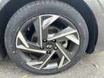 2024 Elantra Thumbnail 16