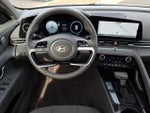2024 Elantra Thumbnail 17