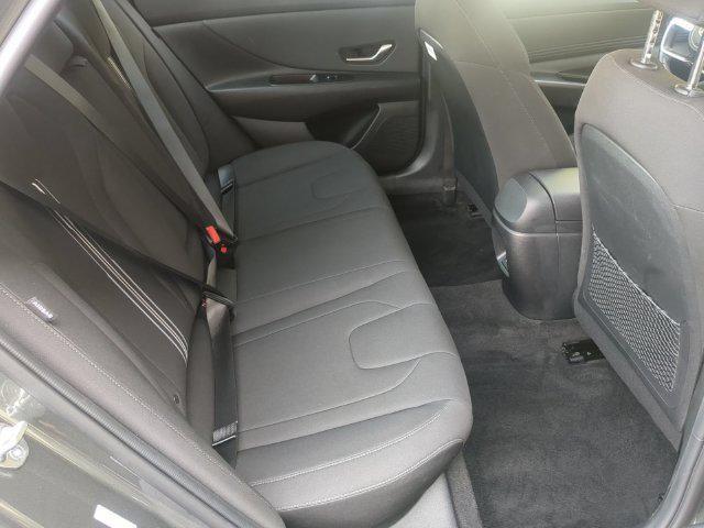 2024 Hyundai Elantra - $19,800