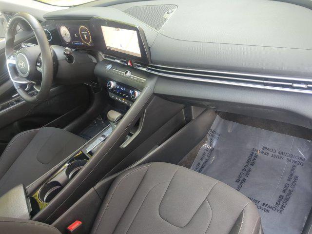 2024 Hyundai Elantra - $19,800