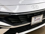 2024 Elantra Thumbnail 28