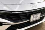 2024 Elantra Thumbnail 28