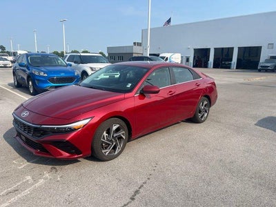 2024 Hyundai Elantra SEL 4DR Sedan