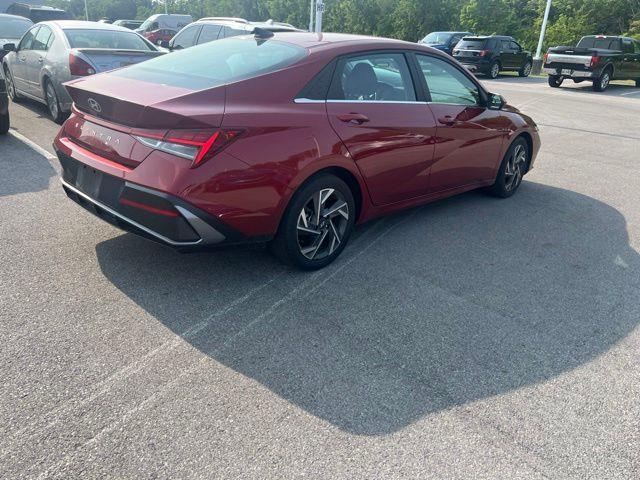 2024 Hyundai Elantra - $20,543