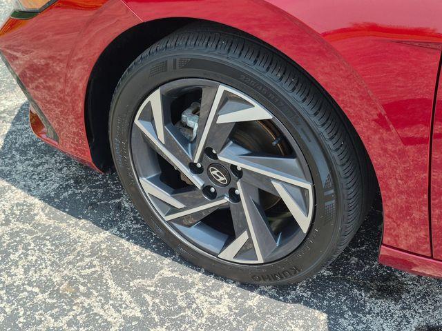 2024 Hyundai Elantra - $20,543