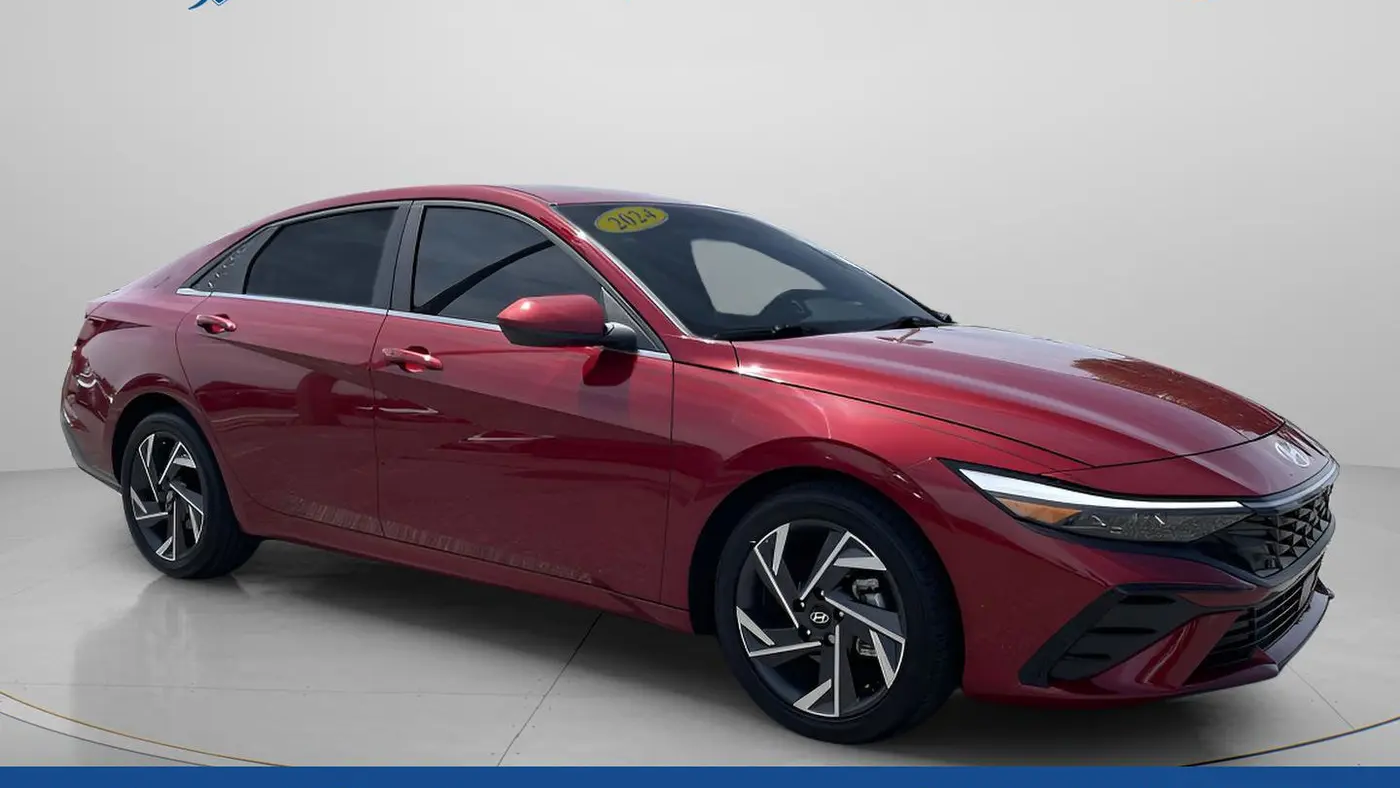 2024 Hyundai ELANTRA SEL