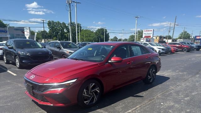 2025 Hyundai ELANTRA SEL Convenience