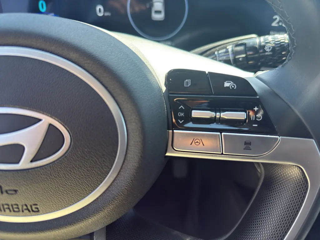 2025 Hyundai Elantra - $20,500