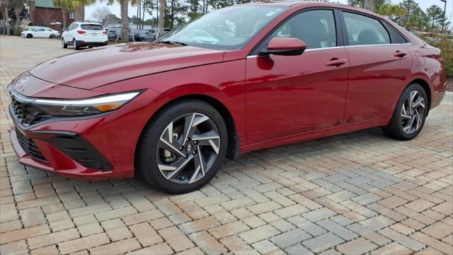 2025 Hyundai ELANTRA SEL Convenience