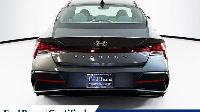 2025 Hyundai ELANTRA SEL Convenience