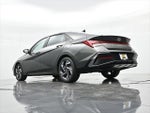 2025 Elantra Thumbnail 25