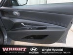 2025 Elantra Thumbnail 17