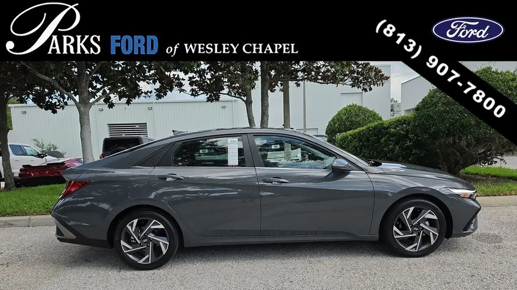 2025 Hyundai ELANTRA SEL Convenience