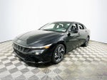 2025 Elantra Thumbnail 7