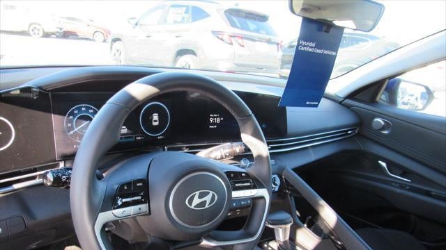 2025 Hyundai ELANTRA SEL Convenience