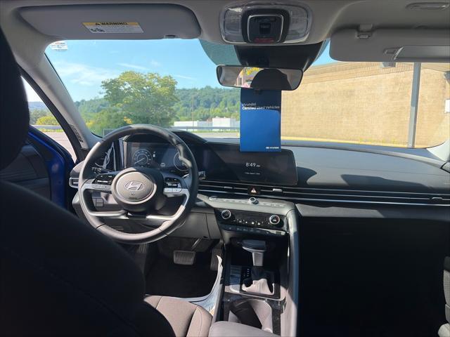 2025 Hyundai Elantra - $24,200