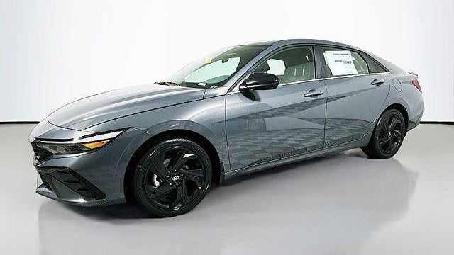 2026 Hyundai ELANTRA SEL Sport Premium