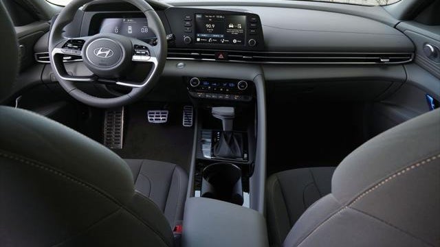 2026 Hyundai ELANTRA SEL Sport Premium