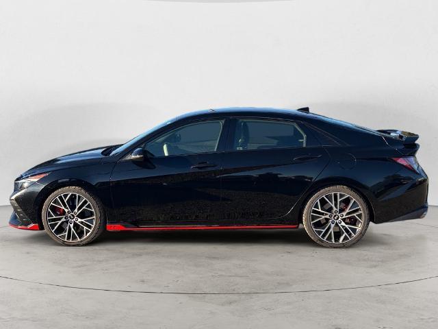 2022 Hyundai Elantra - $26,971