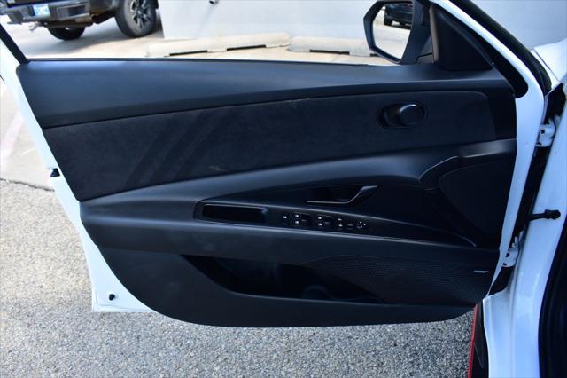 2025 Hyundai Elantra - $28,849
