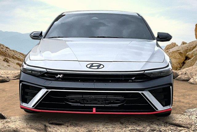 2025 Hyundai Elantra - $32,187