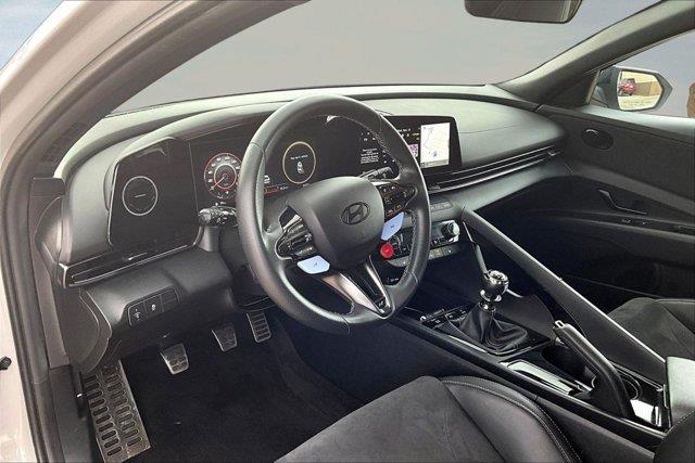 2025 Hyundai Elantra - $32,187