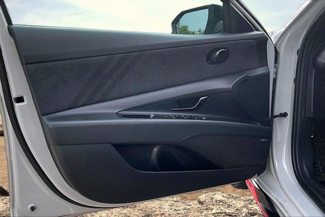 2025 Hyundai Elantra - $32,187