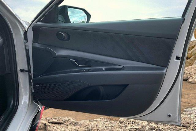 2025 Hyundai Elantra - $32,187
