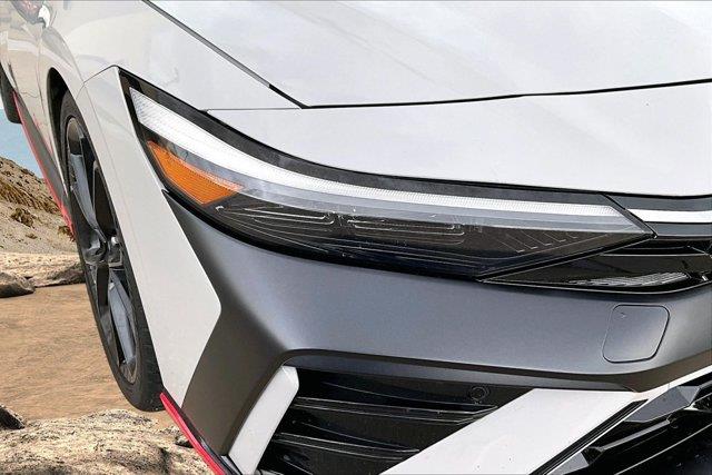 2025 Hyundai Elantra - $32,187