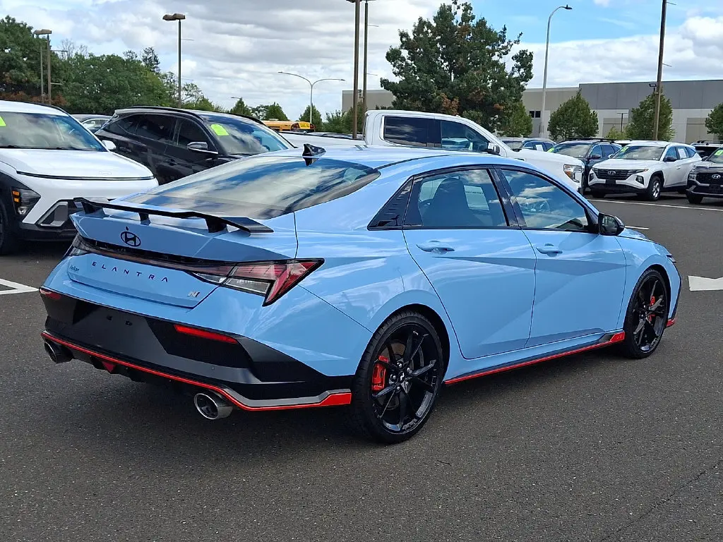 2025 Hyundai Elantra - $31,500