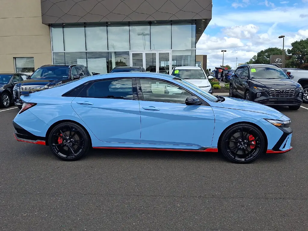 2025 Hyundai Elantra - $31,500
