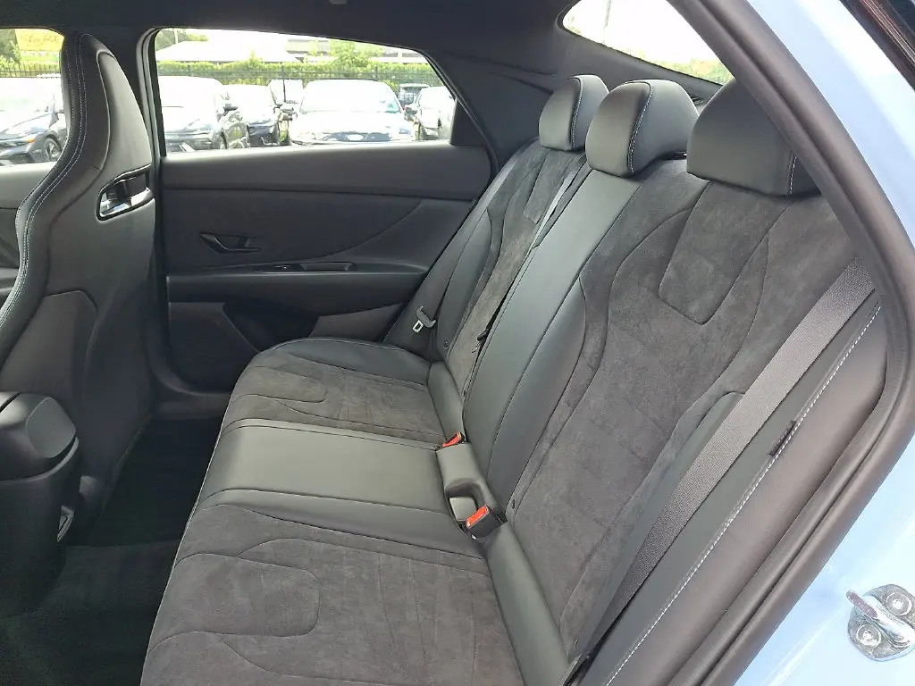 2025 Hyundai Elantra - $31,500