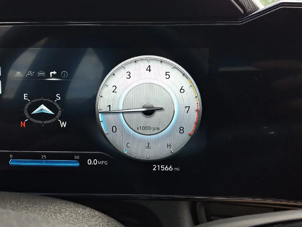 2025 Hyundai Elantra - $31,500