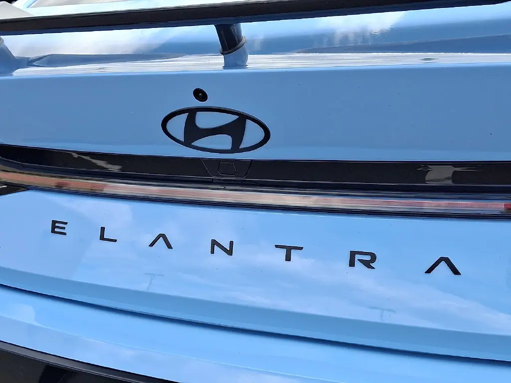 2025 Hyundai Elantra - $31,500