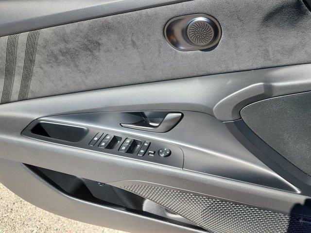 2025 Hyundai Elantra - $32,501