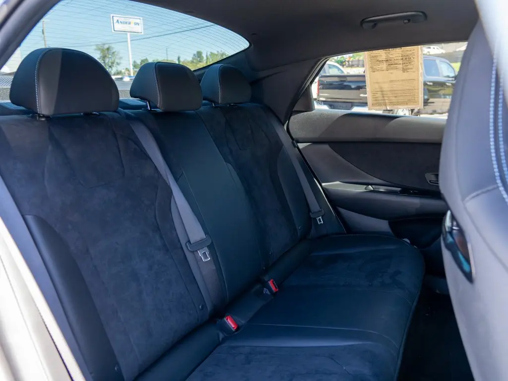 2026 Hyundai Elantra - $34,981