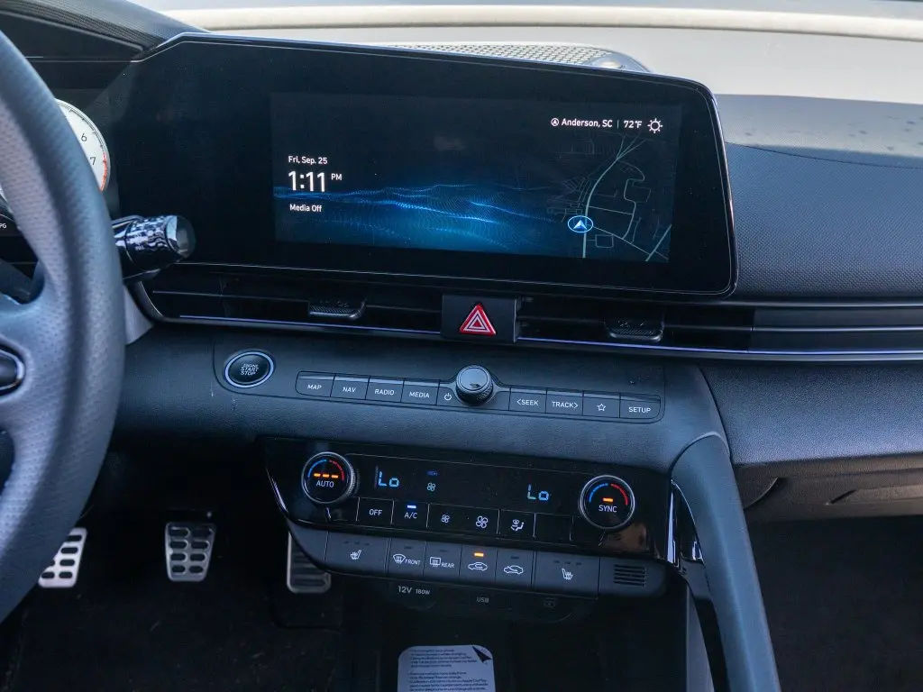 2026 Hyundai Elantra - $34,981