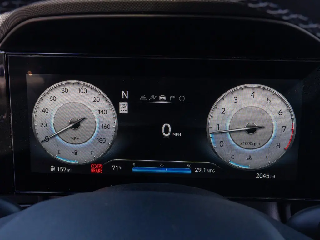 2026 Hyundai Elantra - $34,981
