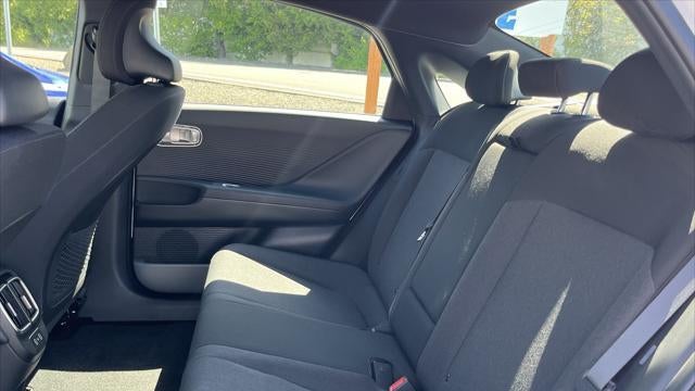 2025 Hyundai IONIQ 6 SE Standard Range