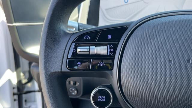 2025 Hyundai IONIQ 6 SE Standard Range
