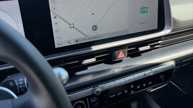 2025 Hyundai IONIQ 6 SE Standard Range