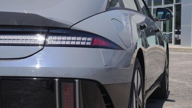 2025 Hyundai IONIQ 6 SE