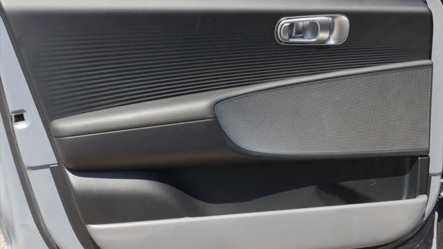 2025 Hyundai IONIQ 6 SE