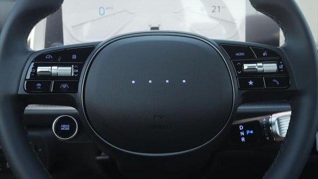 2025 Hyundai IONIQ 6 SE