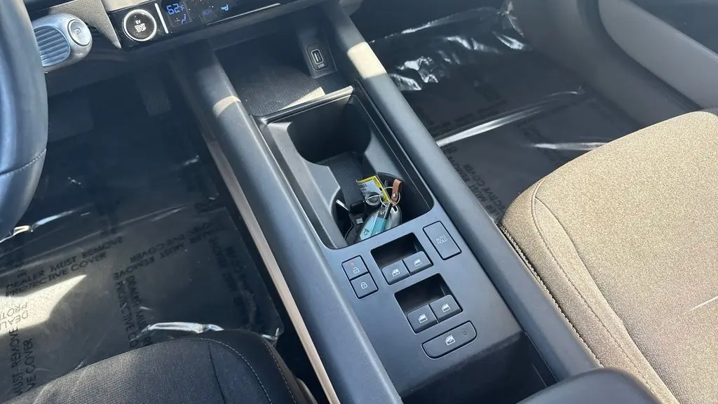 2024 Hyundai IONIQ 6 SE
