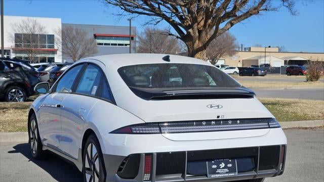 2025 Hyundai IONIQ 6 SE