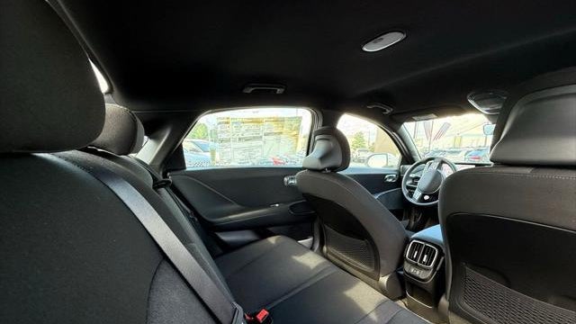 2025 Hyundai IONIQ 6 SE